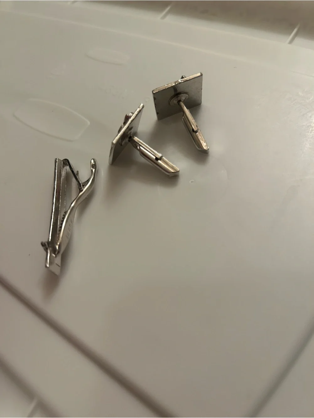 N/A polished silver